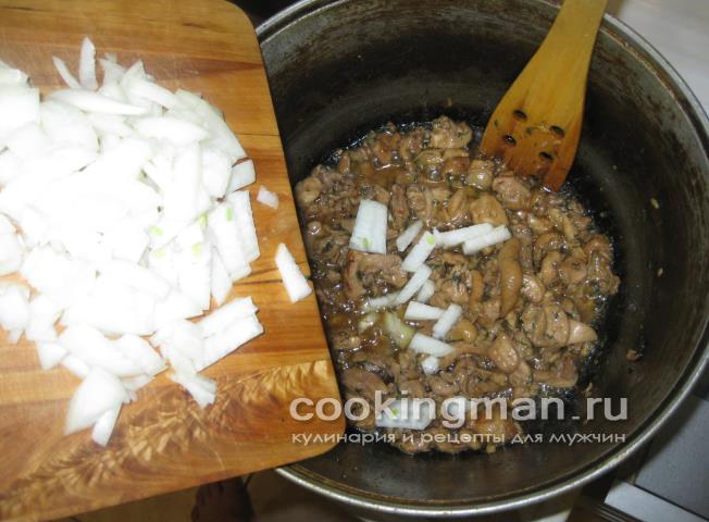 Курица жареная с луком в японском соусе курица жареная