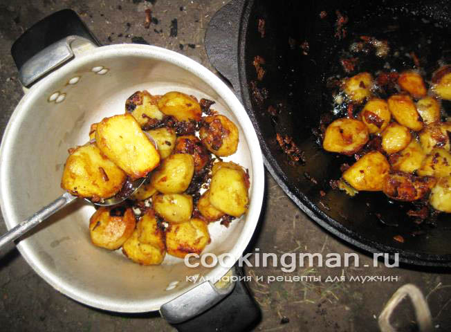 Картошка жареная с салом и луком картошка с салом