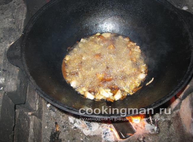 Картошка жареная с салом и луком картошка с салом