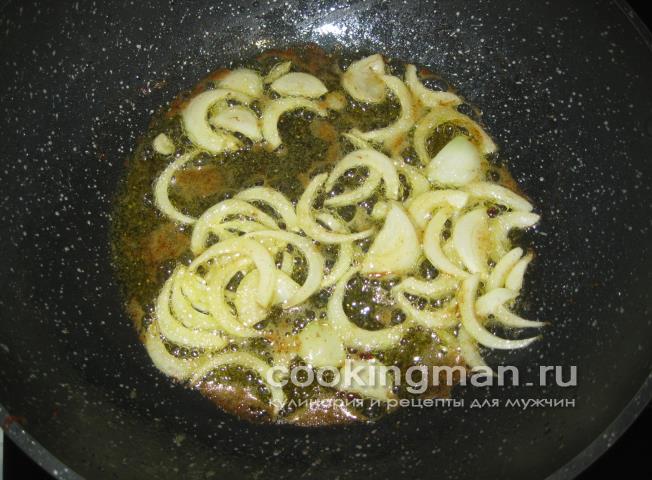 Говядина жареная с креветками и овощами жареная говядина