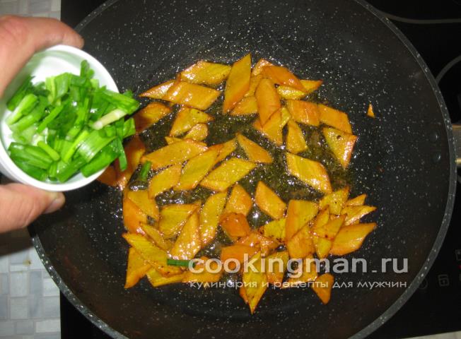 Говядина жареная с креветками и овощами жареная говядина