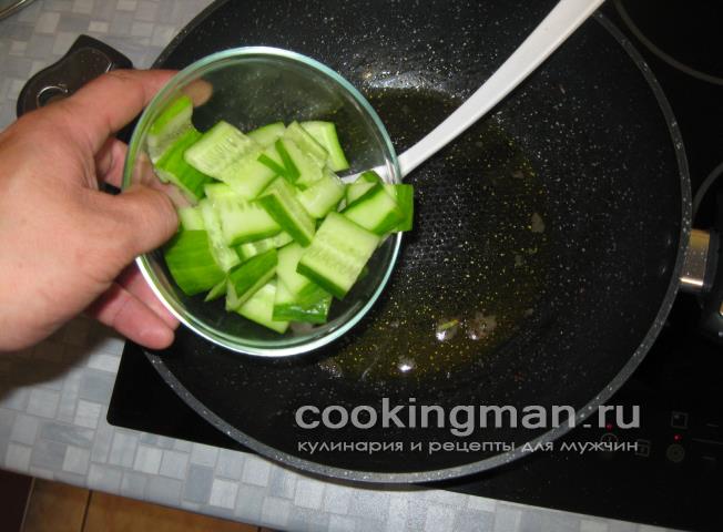 Говядина жареная с креветками и овощами блюда из говядины