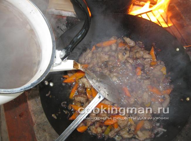 Грудинка тушеная с картошкой тушеная картошка