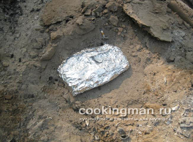 Свинина запеченная в фольге кусок свинины запеченный в фольге