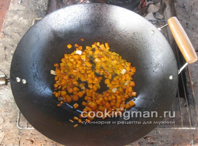 Уха из стерлядки, семги и масляной рыбы уха из семги